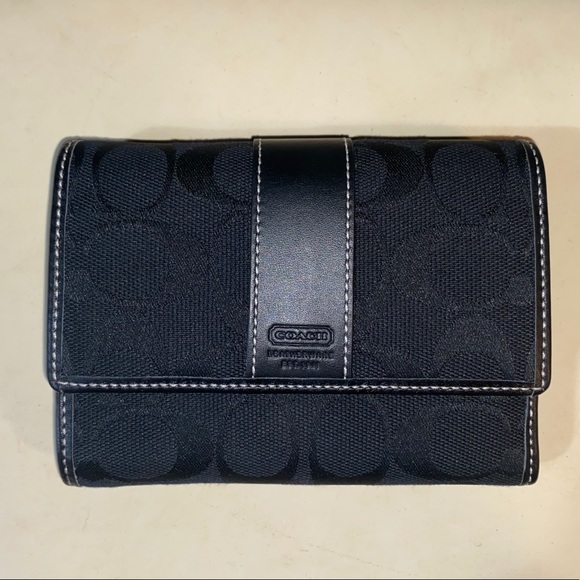 Coach Signature Compact Wallet - Picture 1 of 4